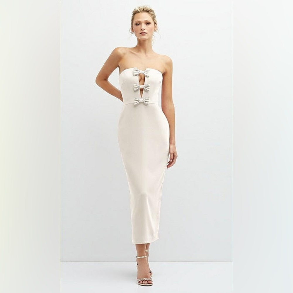 NEW WITHOUT TAGS Bridal Strapless Bow Dress by Dessy Collection